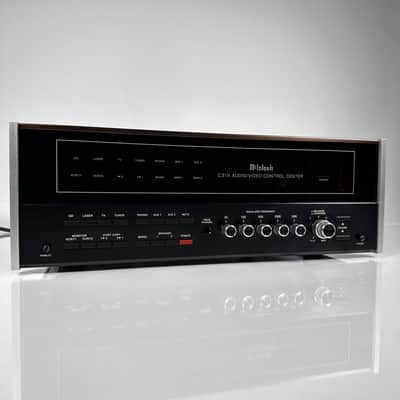 McIntosh C31V Audio/Video Control Center image 3