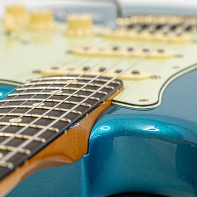 2016 Fender Stratocaster MIM Lake Placid Blue w/ Rosewood FB, OG Fender Gigbag image 5