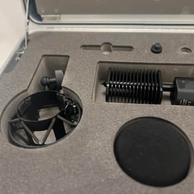 Sony C-800G Tube Condenser Microphone – Excellent – Case – No PSU image 8
