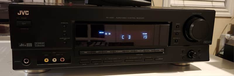 JVC JVC RX-5060 is a 5.1-channel audio/video receiver 2000 - Black image 1