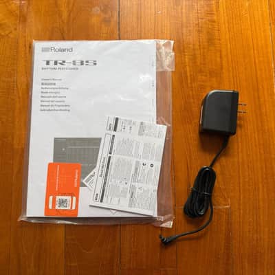 Roland TR-8S AIRA Rhythm Performer with Sample Playback 2018 - Present - Black image 4