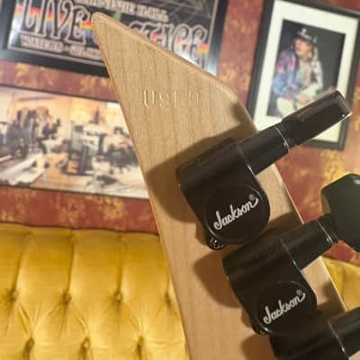 Jackson King V JS32 - Gloss Black image 7