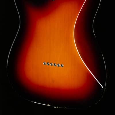 Fender American Vintage II 1975 Telecaster Deluxe 3-Color Sunburst (804) image 2