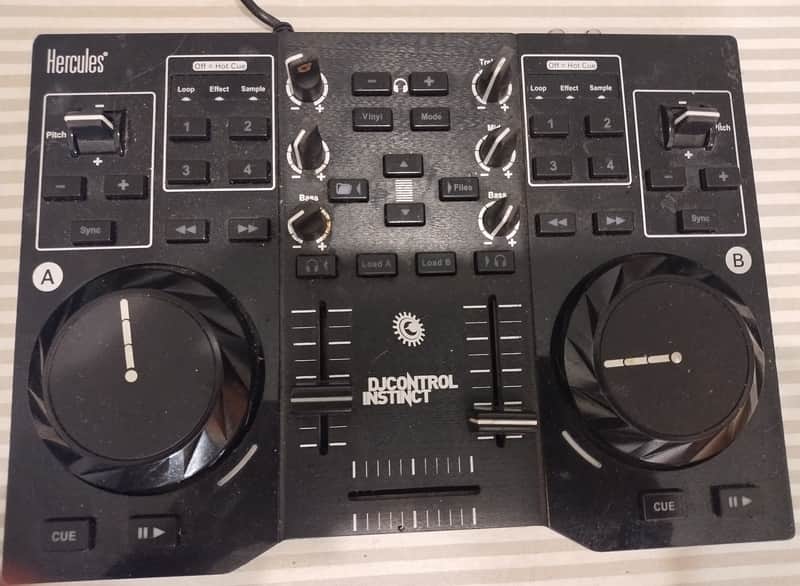 Hercules Dj control instinct 2017 image 1