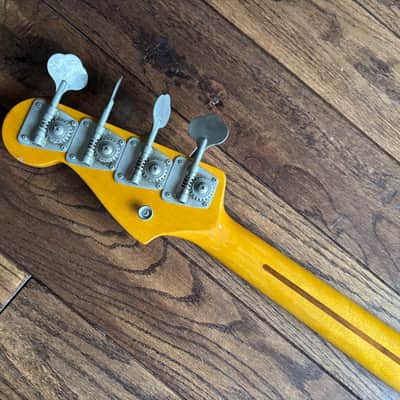 1999 Fender PB-62 Precision Electric Bass 1962 Reissue Sunburst Mirror Guard MIJ Japan image 10