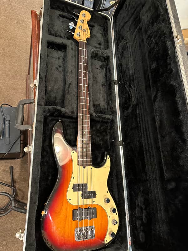 最終値下げFender AmericanDELUXE PrecisionBass 最終値下げFender AmericanDELUXE PrecisionBass 最終値下げFender