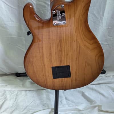 Ernie Ball Music Man StingRay Special 4 H 2024 Hot Honey Roasted Maple Neck Mono Case image 5