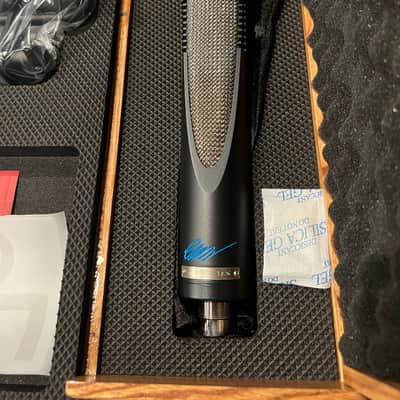 sE Electronics RNR1 Active Ribbon Microphone - PAIR image 6
