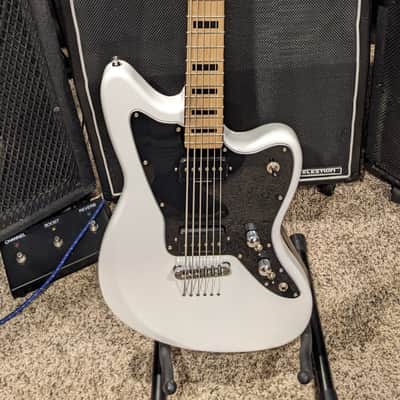 SubZero Rogue VI 30"-scale Baritone / Bass VI - Tuned E-E @ Bass Octave - Seymour Duncan P-Rails Pickups with Custom Switching, Locking Tuners & Brass Nut image 10
