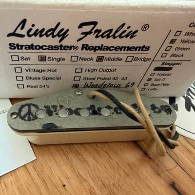 Lindy Fralin Woodstock ’69 strat pickup middle reverse wound image 2