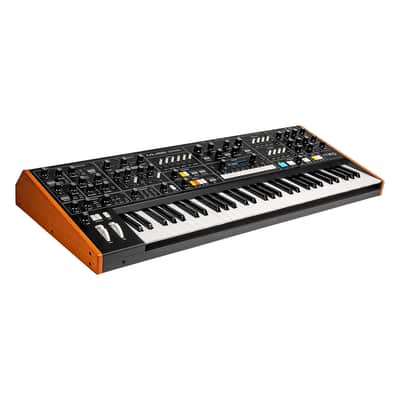 Moog Muse 8-Voice Polyphonic Analog Synthesizer + Decksaver Cover image 2