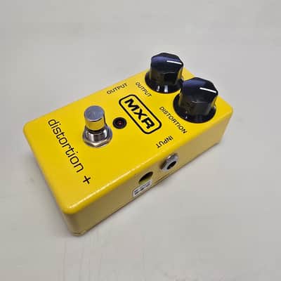 MXR M104 Distortion + image 4