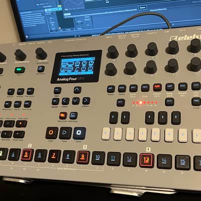 Elektron Analog Four MKII 4-Voice Tabletop Analog Synthesizer + Printed Manual image 2
