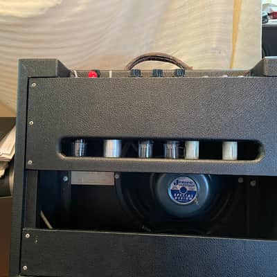 Martin 112     1x12 tube. amplifier.   super rare 1960 grey image 9