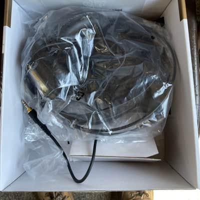 AKG K240 Studio Headphones • Open box image 2