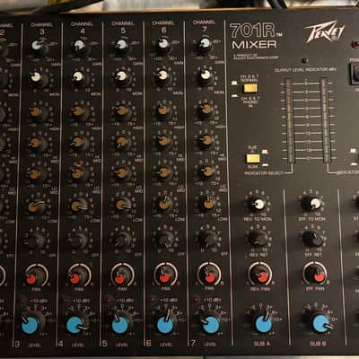 Peavey 701R mixer  - Black image 1