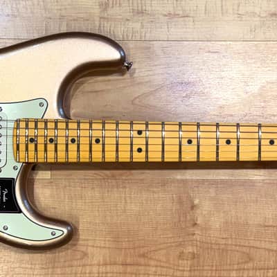 Fender American Professional Classic Stratocaster Electric Guitar 2025 - Faded Firemist Gold image 2