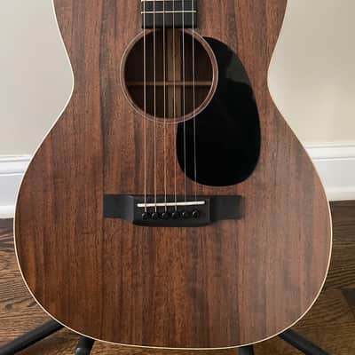 Martin Custom Shop 00 12-Fret Black Walnut image 1