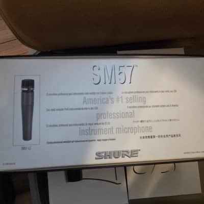 Shure SM57 Cardioid Dynamic Microphone 1984 - Present - Black image 3
