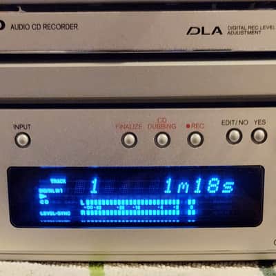 Onkyo Onkyo R-801A Stereo AM-FM Tuner Amplifier and CD recorder 90s image 2