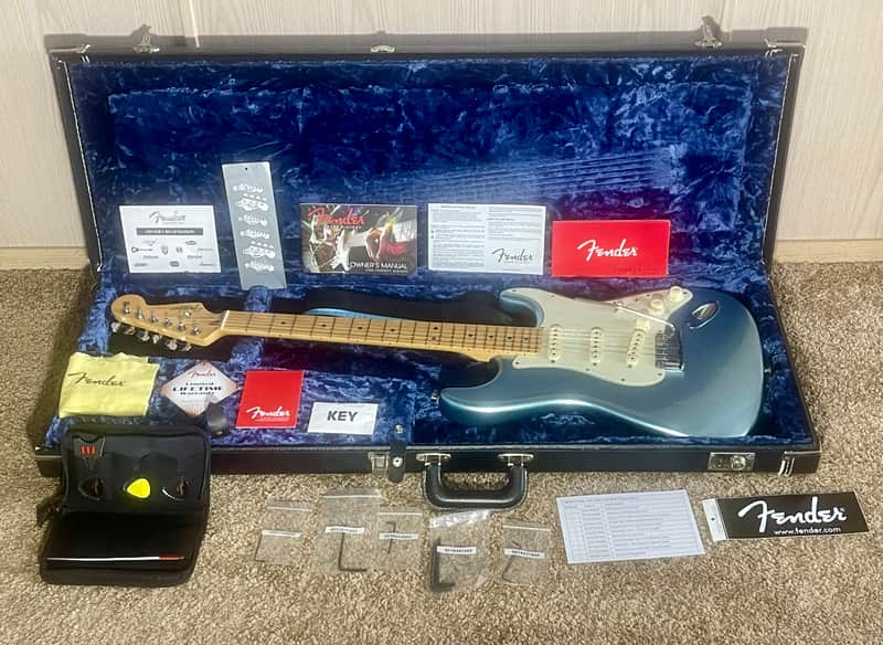 Fender American Deluxe Stratocaster Plus 2014 - 2016