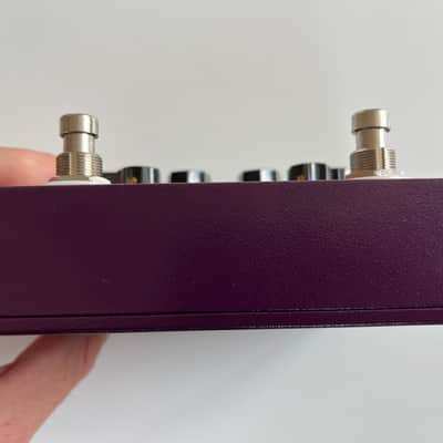 Analogman King of Tone V4 with Four Jack and Red Side High gain Option 2025 - Classic purple with gold logos image 5