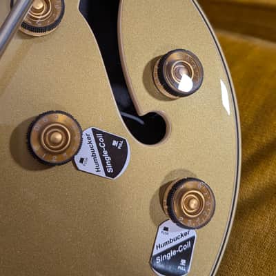 Schecter Corsair- Gold Top image 9