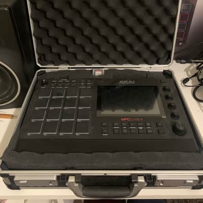 Akai MPC Live II Standalone Sampler / Sequencer 2020 - Present - Black image 1