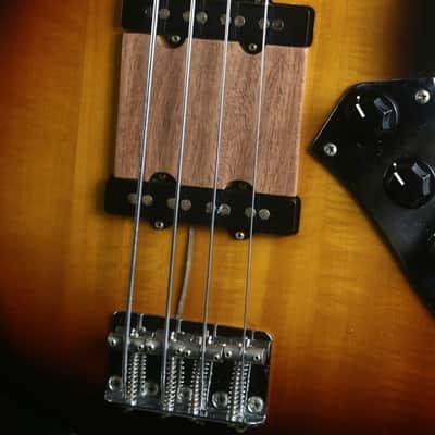 Fretless Fender Jazz Bass JB-62 FL, Made in Japan 2007-2010 - Sunburst image 4