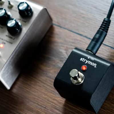 Strymon Miniswitch – Tap/Favorite/Boost - Tap tempo and preset utility switch (Open Box/Demo) image 7