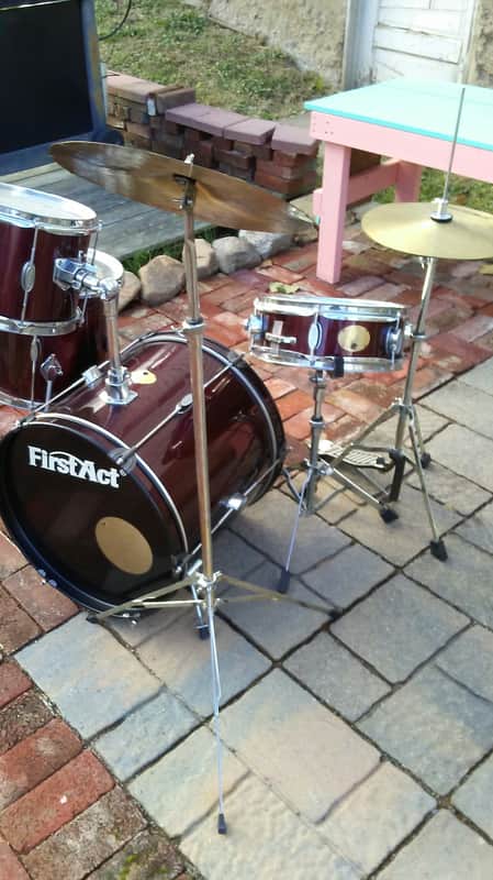 First Act MD-700 Maroon Drum Set image 1