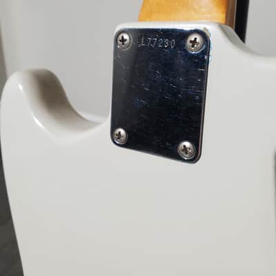 Vintage Fender Mustang 1965 - Olympic White Over Daphne Blue image 5