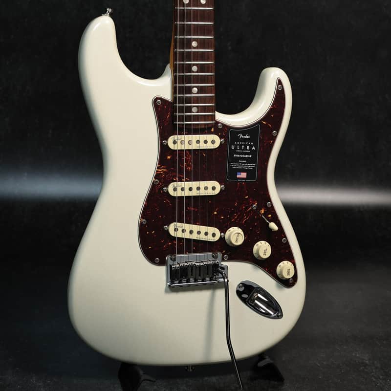 Fender American Ultra Stratocaster Arctic Pearl [US210075806] (06/11) image 1