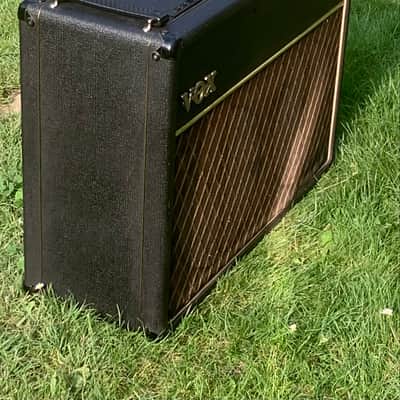 Vox AC-15/T Twin 2-Channel 15-Watt 2x12" Guitar Combo 1963 - 1965 - Black with Brown Diamond Cloth image 5