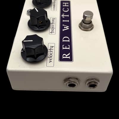 Red Witch Deluxe Moon Phaser 2013 - White X8128 image 4