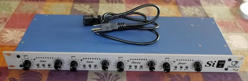 ShinyBox Si4 - 4 Mic Preamps - AMAZINGLY CLEAN and POWERFUL Bild 1