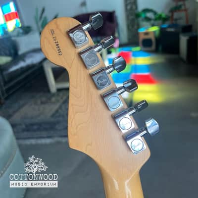 Fender American Series Stratocaster 2000 – Excellent Condition image 16
