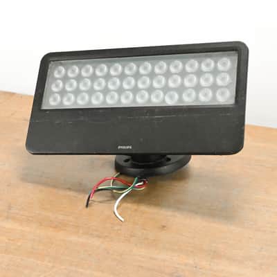 Philips iW Blast12 Powercore Frosted Lens LED Fixture CG011Q9 image 1