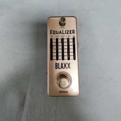 Stagg BLAXX BX-EQ 5B PRESENT - SILVER image 2
