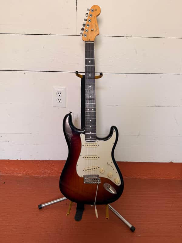 Fender American Professional II Stratocaster with Rosewood Fretboard
