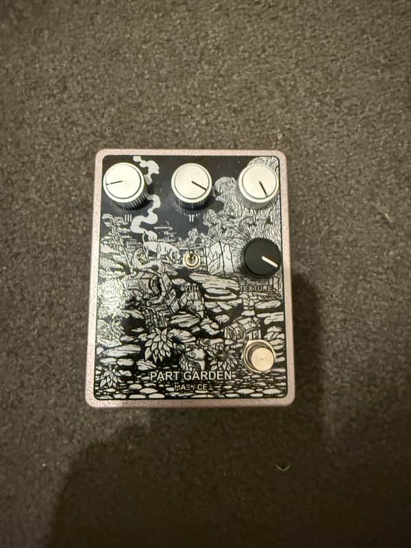 Mask Audio Electronics Part Garden 2024 - Rose Gold image 1