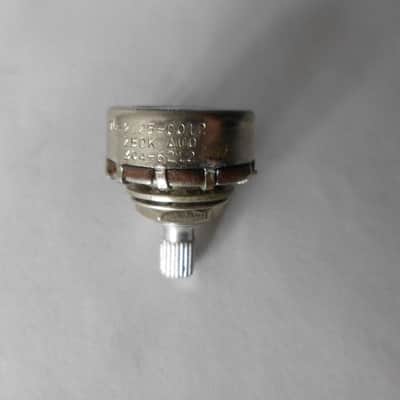 One 1962 Fender Stratocaster Pot 250K Potentiometers image 2