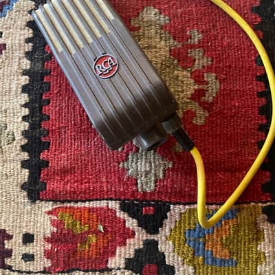 RCA Varacoustic Ribbon Microphone MI-6203-C Lo 1940s-1950s Vintage Mic image 1