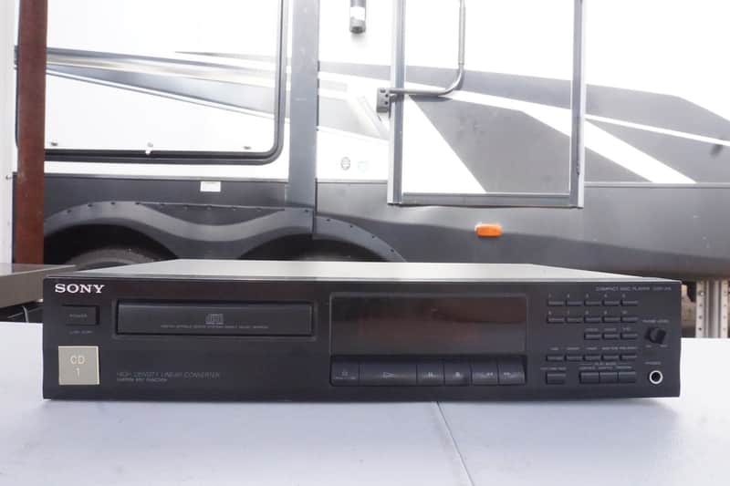 SONY CDP-215 COMPACT DISC PLAYER