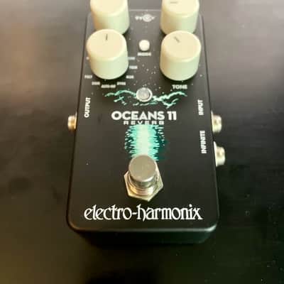 Electro-Harmonix Oceans 11 Reverb | Reverb Canada