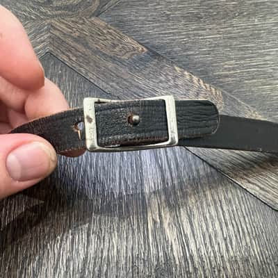 Vintage original late 1950s - 1960's Fender Leather Guitar strap image 5