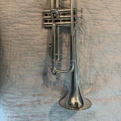 Bach LR180S37 Stradivarius Professional Model Bb Trumpet, Silver-Plated image 2