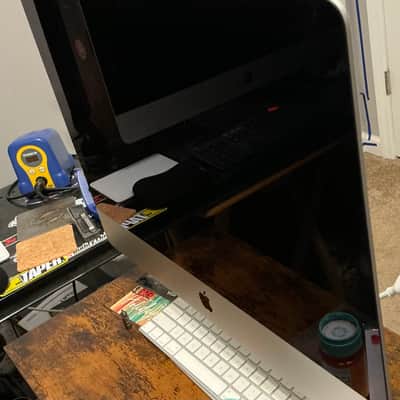 Apple iMac 21.5 6 core i5  250gb ssd 8 gb ram 2019 - Silver image 5