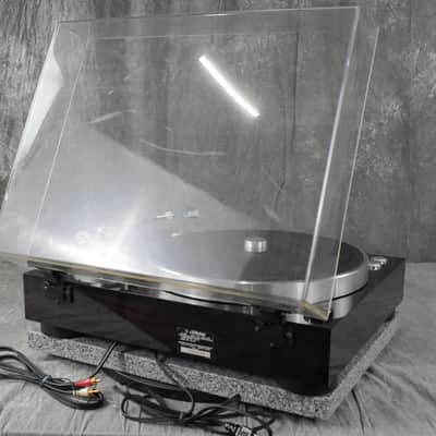 Victor QL-A70 Auto-Lift Direct Drive Turntable in Very Good Condition image 19