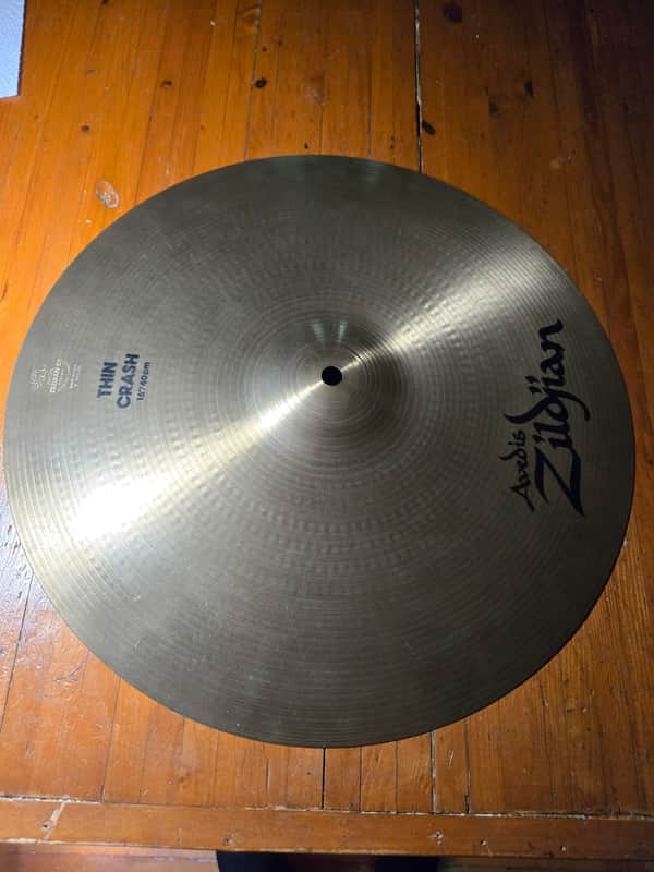 Zildjian 16" Thin Crash Cymbal 1990's - Traditional image 1